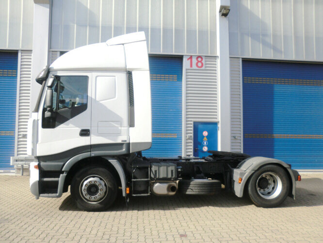 Stralis 440S45T/P 4x2 Stralis 440S45T/P 4x2 - Тягач: фото 3 Stralis 440S45T/P 4x2 Stralis 440S45T/P 4x2 - Тягач: фото 3