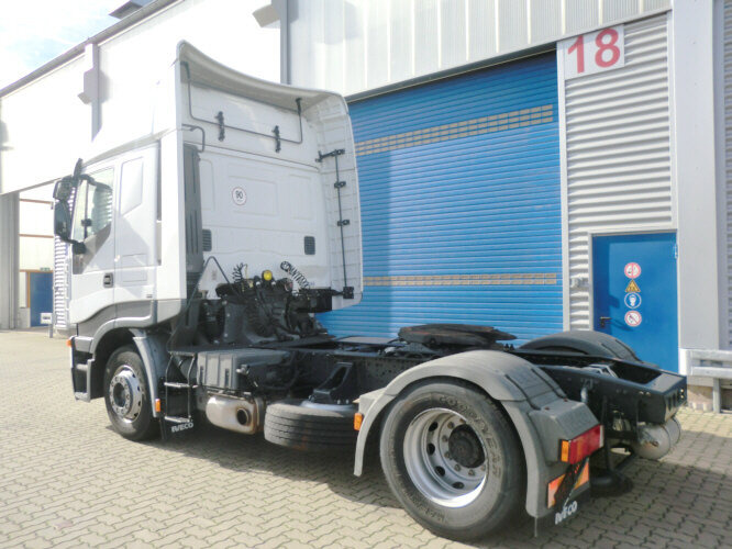 Stralis 440S45T/P 4x2 Stralis 440S45T/P 4x2 - Тягач: фото 4 Stralis 440S45T/P 4x2 Stralis 440S45T/P 4x2 - Тягач: фото 4