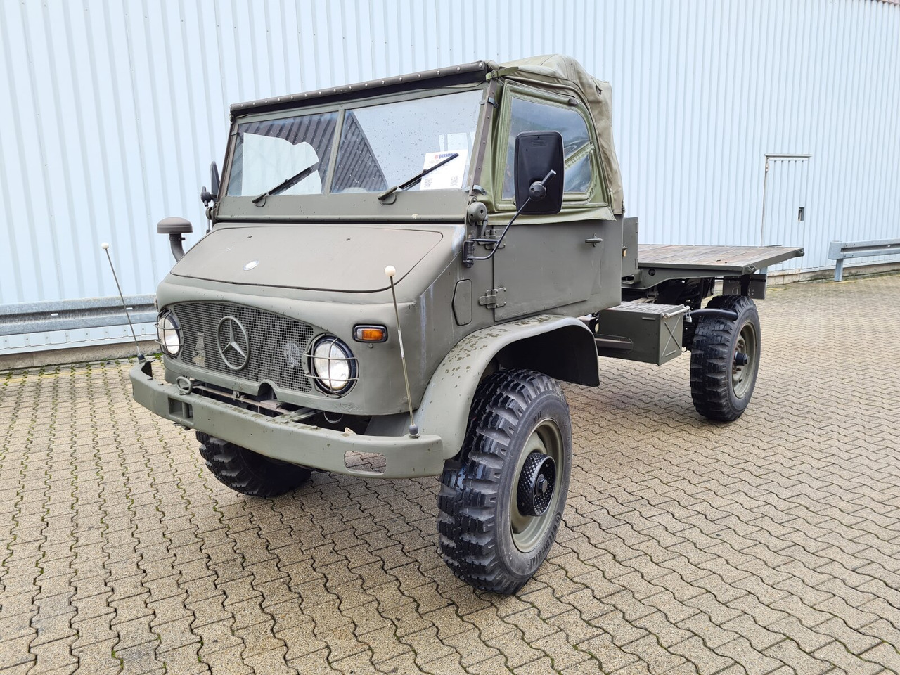 Unimog 404 4x4 S Cabrio 404 4x4 S Cabrio, Benziner - Грузовик бортовой/ Платформа: фото 1 Unimog 404 4x4 S Cabrio 404 4x4 S Cabrio, Benziner - Грузовик бортовой/ Платформа: фото 1