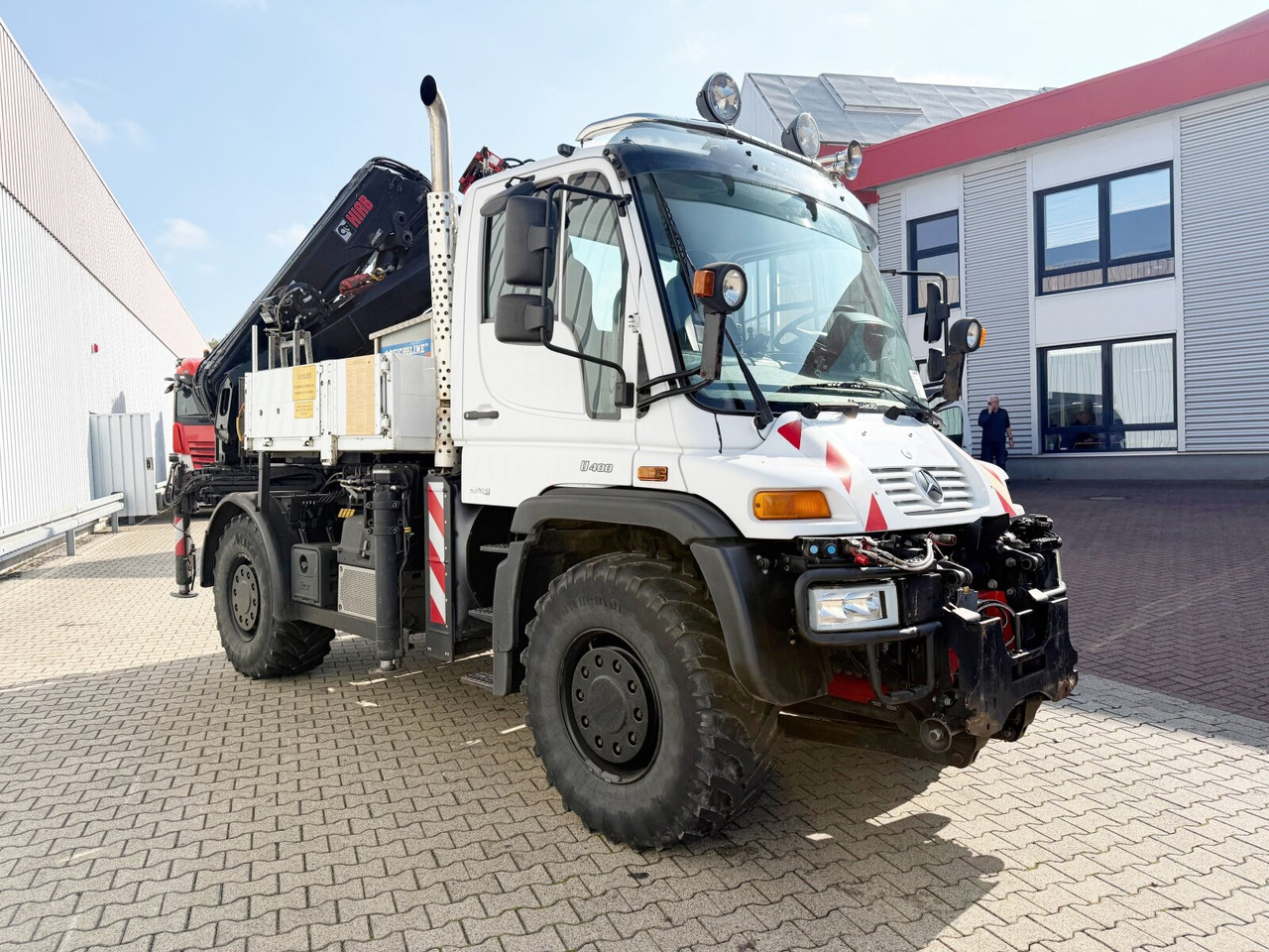 Мобильный кран Unimog U400 4x4 U400 4x4, Frontzapfwelle, Heckkran Hiab XS 144-E4 HiDuo, Seilwinde, Funk: фото 13 Мобильный кран Unimog U400 4x4 U400 4x4, Frontzapfwelle, Heckkran Hiab XS 144-E4 HiDuo, Seilwinde, Funk: фото 13