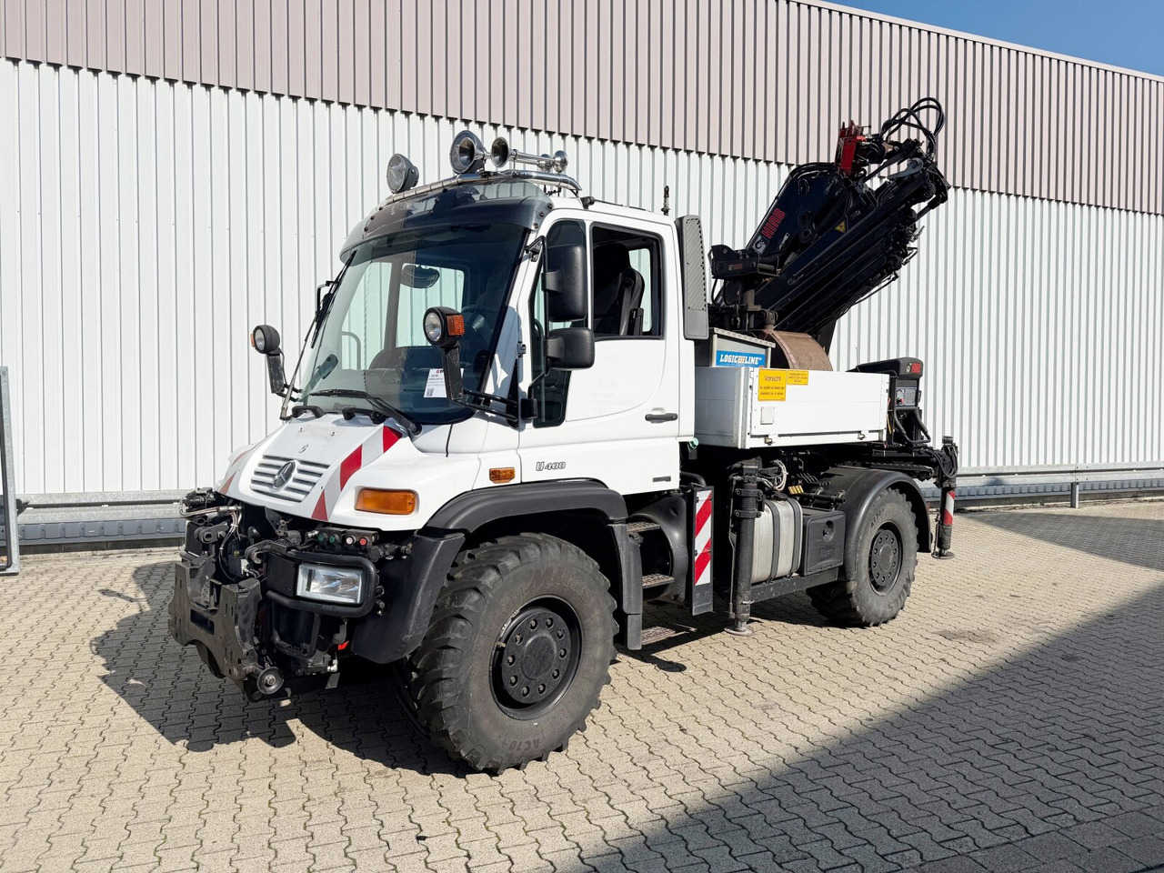 Мобильный кран Unimog U400 4x4 U400 4x4, Frontzapfwelle, Heckkran Hiab XS 144-E4 HiDuo, Seilwinde, Funk: фото 9 Мобильный кран Unimog U400 4x4 U400 4x4, Frontzapfwelle, Heckkran Hiab XS 144-E4 HiDuo, Seilwinde, Funk: фото 9