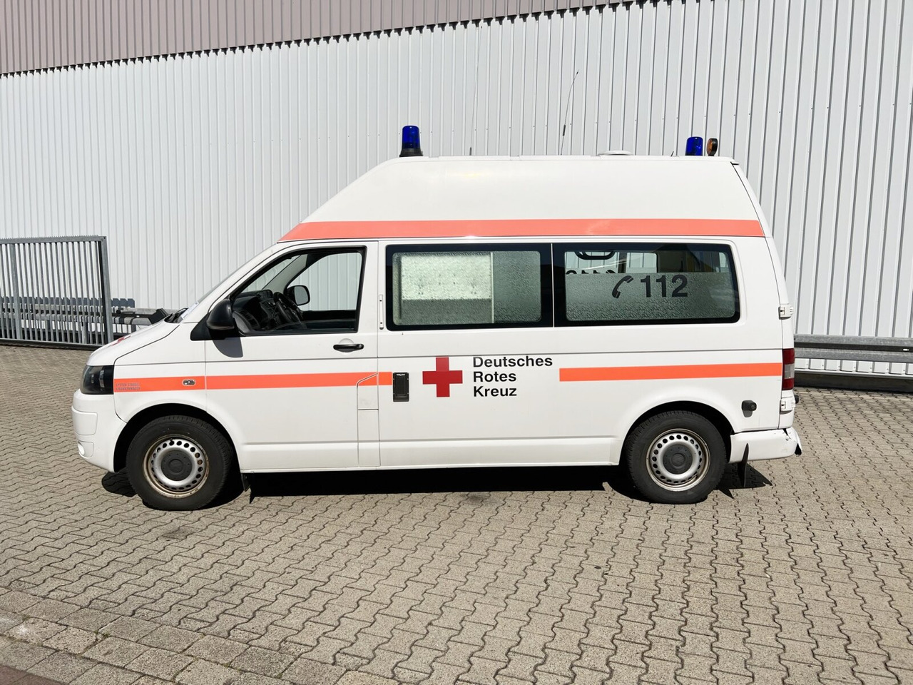 Машина скорой помощи Volkswagen T5 2.0 TDI 4x2 T5 2.0 TDI 4x2, Krankenwagen: фото 14 Машина скорой помощи Volkswagen T5 2.0 TDI 4x2 T5 2.0 TDI 4x2, Krankenwagen: фото 14