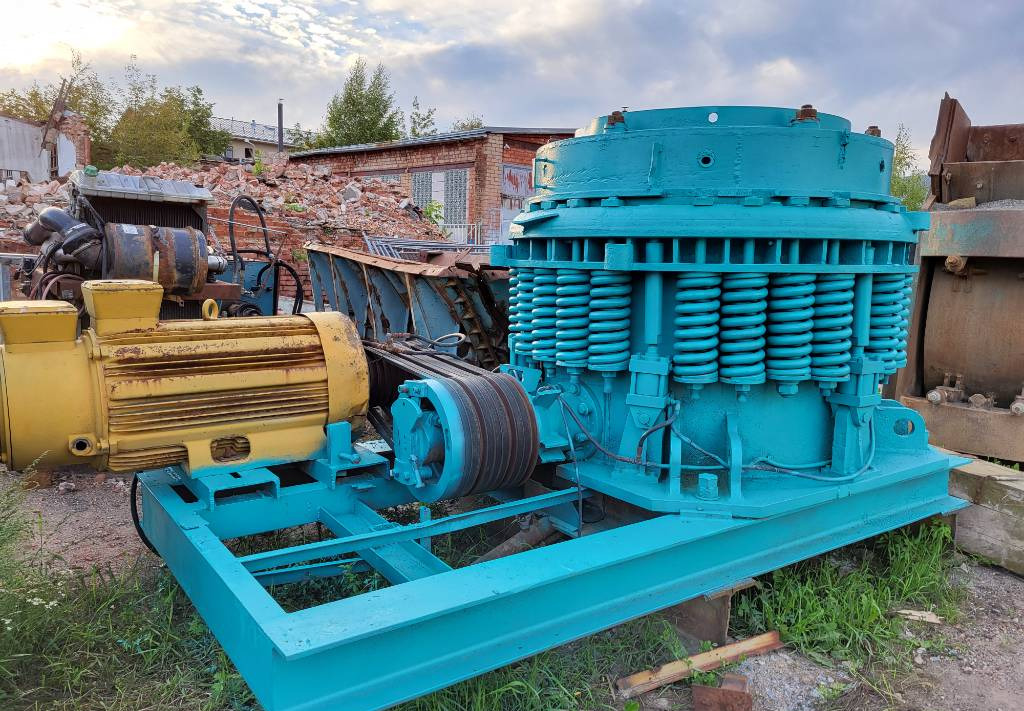 Brown Lenox Kue-Ken 1300  - Конусная дробилка: фото 1 Brown Lenox Kue-Ken 1300  - Конусная дробилка: фото 1