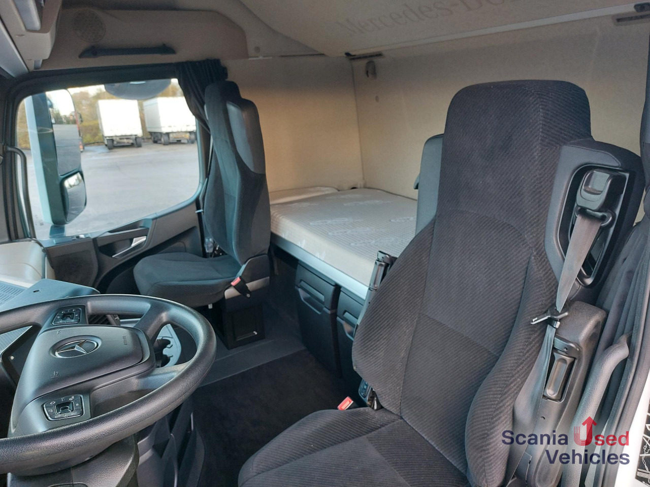 MERCEDES-BENZ 1845L Edscha - NUR KOMPLETT m. ANH.!!! - Тентованный грузовик: фото 5 MERCEDES-BENZ 1845L Edscha - NUR KOMPLETT m. ANH.!!! - Тентованный грузовик: фото 5