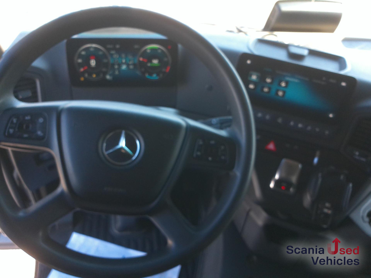 MERCEDES-BENZ Actros 1846LS mit Hydraulik - Тягач: фото 2 MERCEDES-BENZ Actros 1846LS mit Hydraulik - Тягач: фото 2