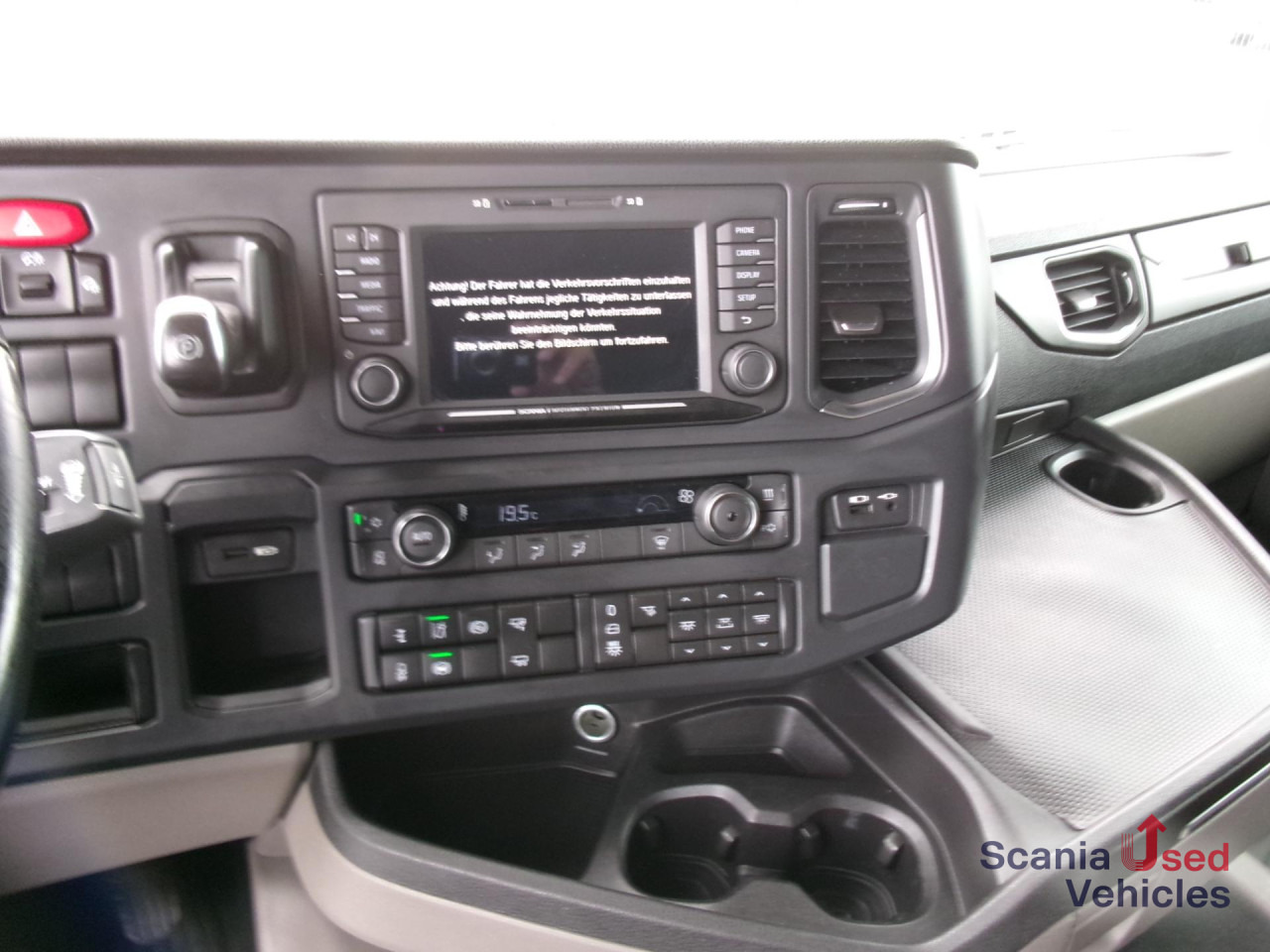 SCANIA R 410 A4x2NA - LNG! - Тягач: фото 3 SCANIA R 410 A4x2NA - LNG! - Тягач: фото 3