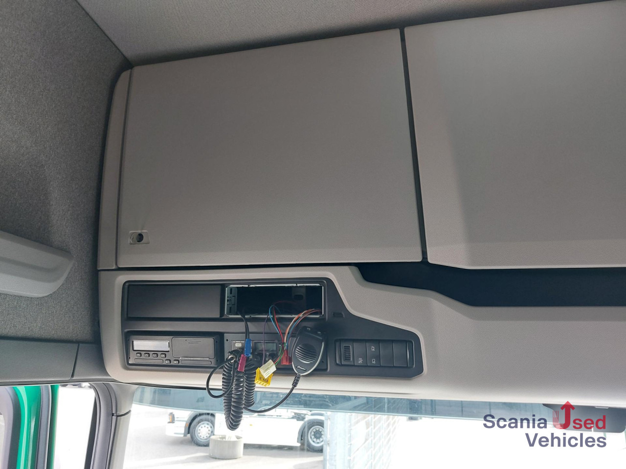 SCANIA R 450 A4x2EB - Тягач: фото 4 SCANIA R 450 A4x2EB - Тягач: фото 4