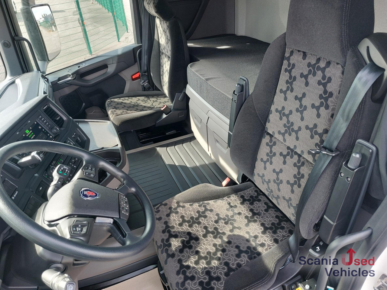 SCANIA R 460 A4x2NA - Kipphydraulik!!! - Тягач: фото 2 SCANIA R 460 A4x2NA - Kipphydraulik!!! - Тягач: фото 2