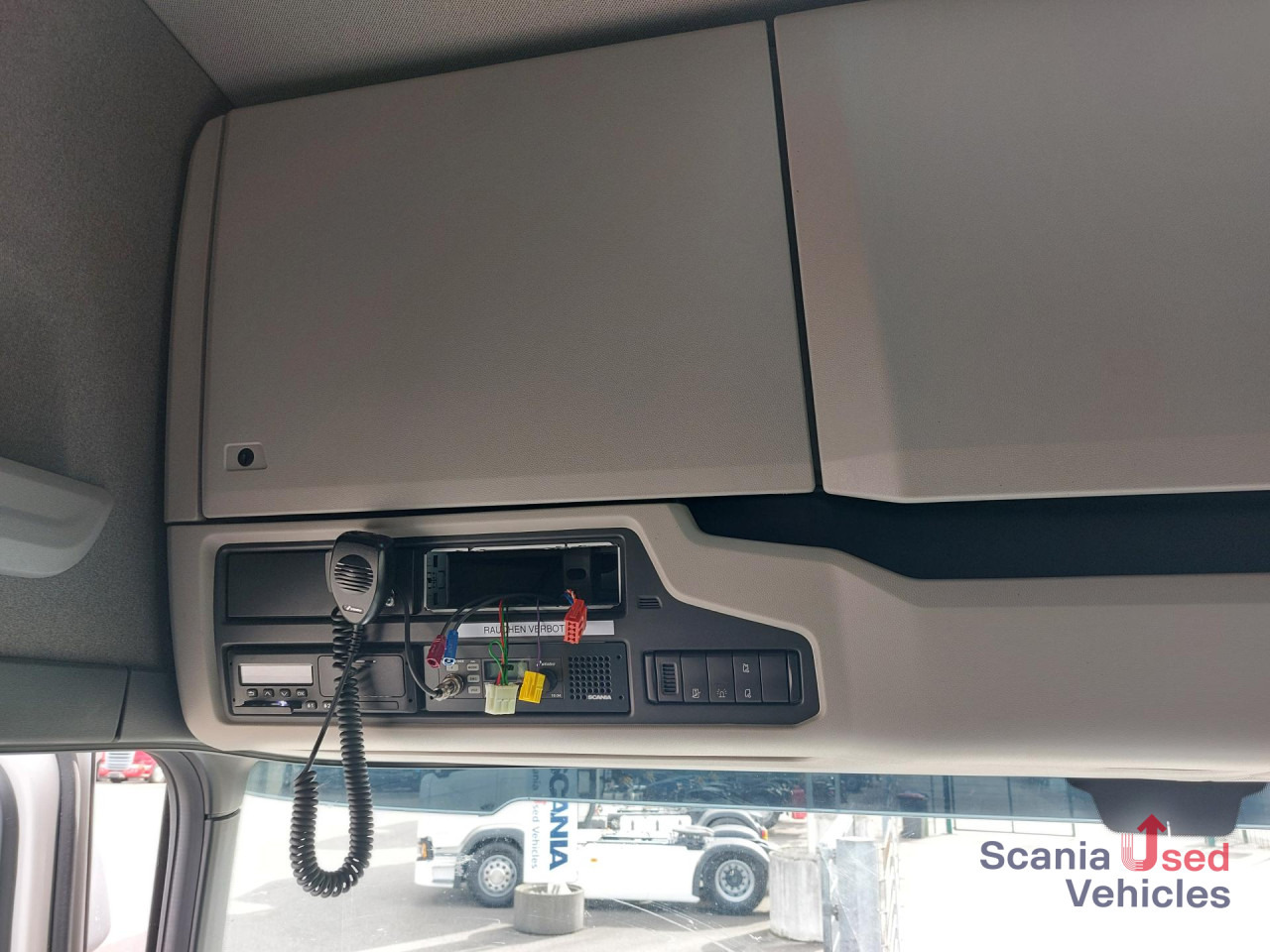 SCANIA R 460 A4x2NA SUPER, 2 Kreis Hydraulik - Тягач: фото 4 SCANIA R 460 A4x2NA SUPER, 2 Kreis Hydraulik - Тягач: фото 4