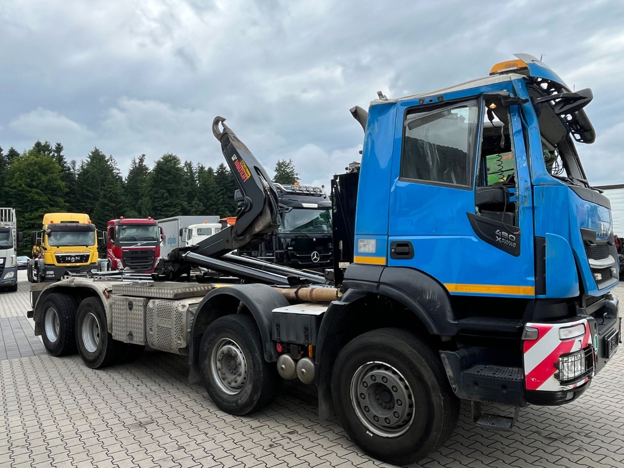 Iveco 480 Starlis X-Way - Крюковой мультилифт: фото 3 Iveco 480 Starlis X-Way - Крюковой мультилифт: фото 3