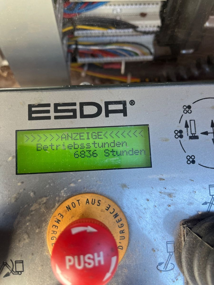 Грузовик с подъемником Mercedes-Benz Atego 816 ESDA TG 1800 Steiger 1000V isoliert: фото 11 Грузовик с подъемником Mercedes-Benz Atego 816 ESDA TG 1800 Steiger 1000V isoliert: фото 11