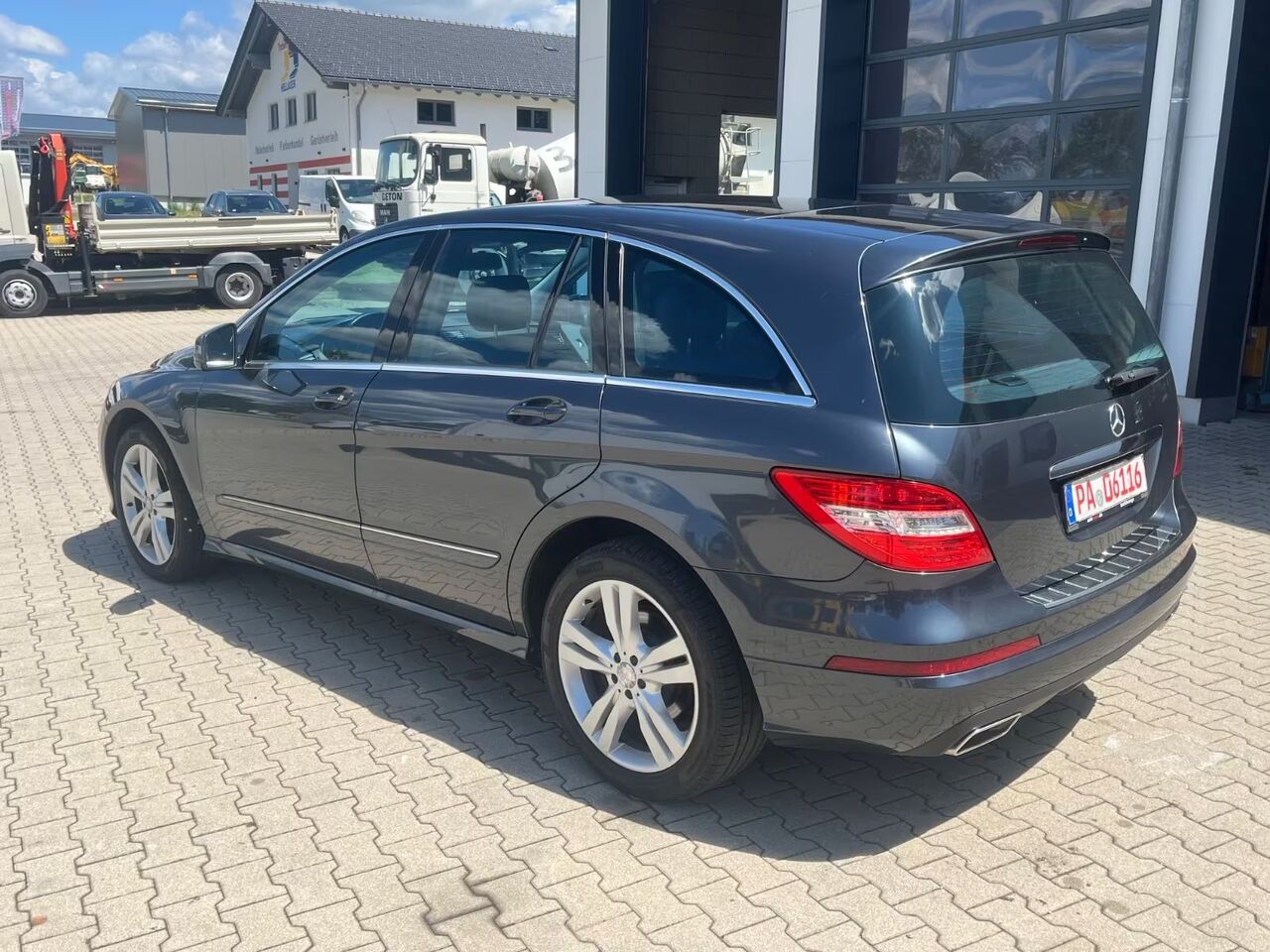 Mercedes-Benz R 350 R R 350 CDI 4Matic Sportpaket - Внедорожник: фото 4 Mercedes-Benz R 350 R R 350 CDI 4Matic Sportpaket - Внедорожник: фото 4