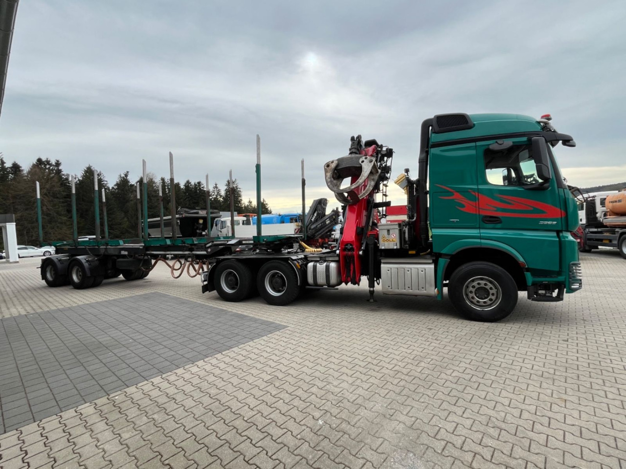 Mercedes-Benz Arocs 2663 6x4 mit Epsilon S260Z Langholzkran - Тягач: фото 4 Mercedes-Benz Arocs 2663 6x4 mit Epsilon S260Z Langholzkran - Тягач: фото 4