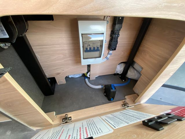 Новый Кастенваген ROADfans Hopper Active 640 ES *Markise: фото 19