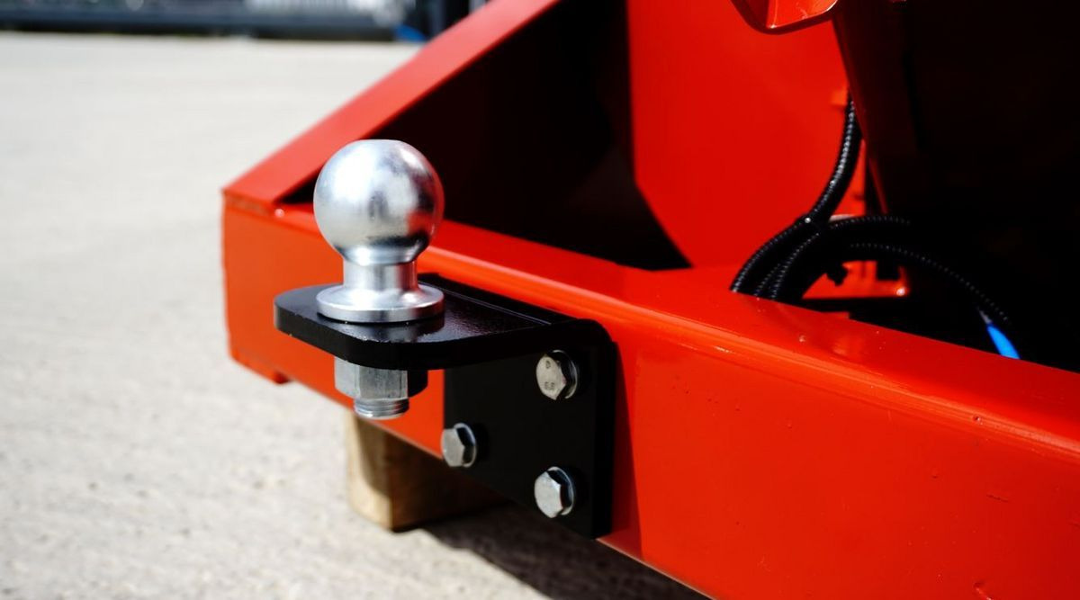 Remet CNC RT-630 Scheibenhäcksler - Neumaschine - Измельчитель древесины: фото 4 Remet CNC RT-630 Scheibenhäcksler - Neumaschine - Измельчитель древесины: фото 4