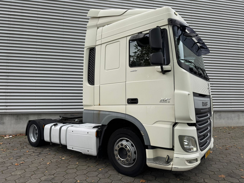 DAF XF 460 / Manual / Retarder / Mega / Roof Klima / TUV:1-2026 / NL Truck - Тягач: фото 2 DAF XF 460 / Manual / Retarder / Mega / Roof Klima / TUV:1-2026 / NL Truck - Тягач: фото 2