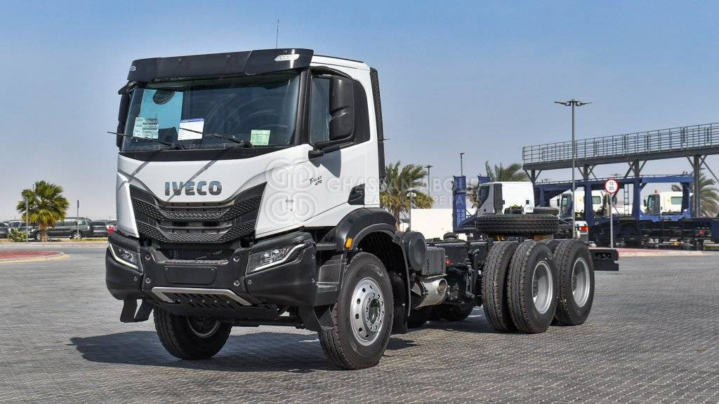 IVECO T-WAY Chassis 6×4 AD380T47H WHEELBASE 4500 MY24 - Грузовик-шасси: фото 1 IVECO T-WAY Chassis 6×4 AD380T47H WHEELBASE 4500 MY24 - Грузовик-шасси: фото 1
