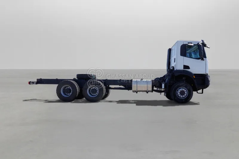 Iveco T-WAY AD380T47H 6X6 R22.5 Tyres Chassis - Грузовик-шасси: фото 5 Iveco T-WAY AD380T47H 6X6 R22.5 Tyres Chassis - Грузовик-шасси: фото 5