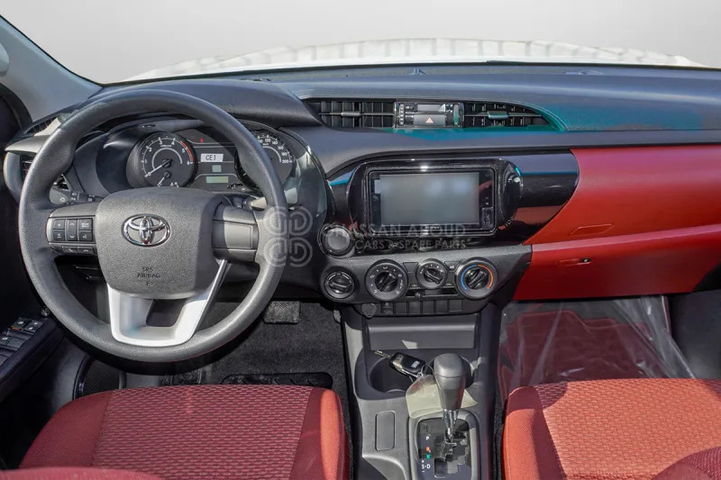 Toyota Hilux 4X4 Double Cabin - Пикап, Грузопассажирский фургон: фото 5 Toyota Hilux 4X4 Double Cabin - Пикап, Грузопассажирский фургон: фото 5