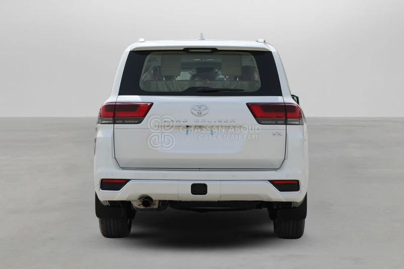 Toyota Land Cruiser 300 4x4 - Внедорожник: фото 3 Toyota Land Cruiser 300 4x4 - Внедорожник: фото 3