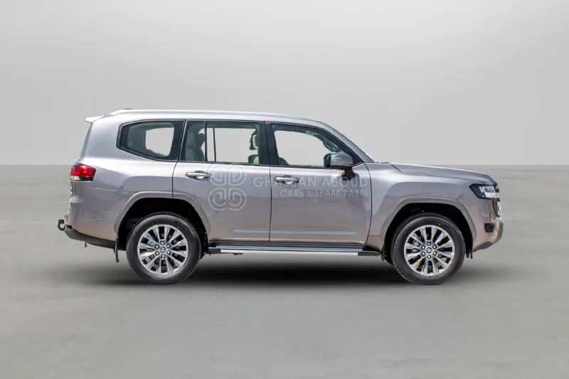 Toyota Land Cruiser 300 - Внедорожник: фото 3 Toyota Land Cruiser 300 - Внедорожник: фото 3