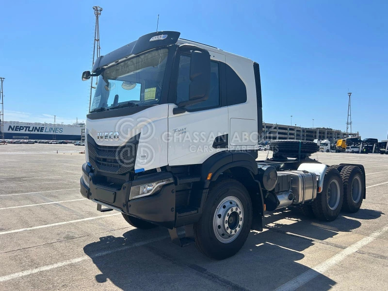 Iveco T-WAY AT720T47TH 6×4 R24 Tyres Tractor Head -Barcelona Stock - Тягач: фото 2 Iveco T-WAY AT720T47TH 6×4 R24 Tyres Tractor Head -Barcelona Stock - Тягач: фото 2