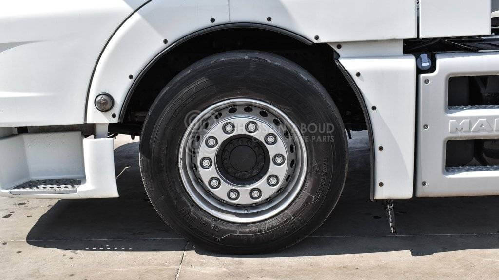 MAN TGX 18.500 4X2 BLS AUTOMATIC MY 2019 - Тягач: фото 5 MAN TGX 18.500 4X2 BLS AUTOMATIC MY 2019 - Тягач: фото 5