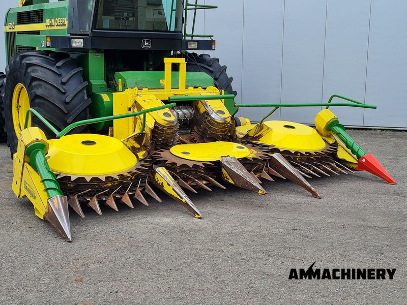 Kemper 4500 fits JD rotary corn header - Жатка кукурузная: фото 1 Kemper 4500 fits JD rotary corn header - Жатка кукурузная: фото 1