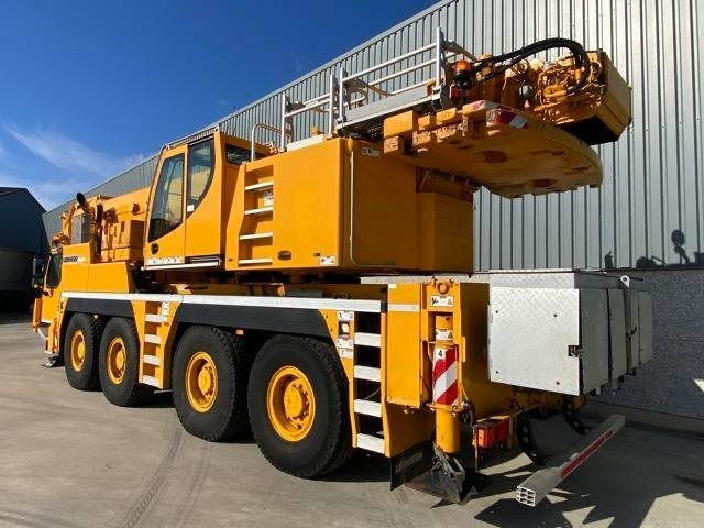 Liebherr LTM 1090-4.2 - Вседорожный кран: фото 2 Liebherr LTM 1090-4.2 - Вседорожный кран: фото 2