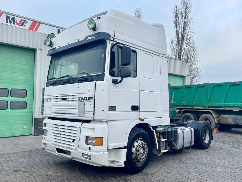 DAF XF 95.430 Manual , EUR4 - Тягач: фото 2 DAF XF 95.430 Manual , EUR4 - Тягач: фото 2