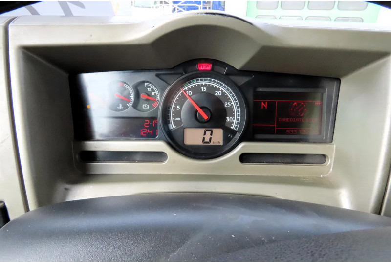 Тягач Renault Premium 460 VF624GPA000075552 , 2 tanks! FRIGO: фото 17