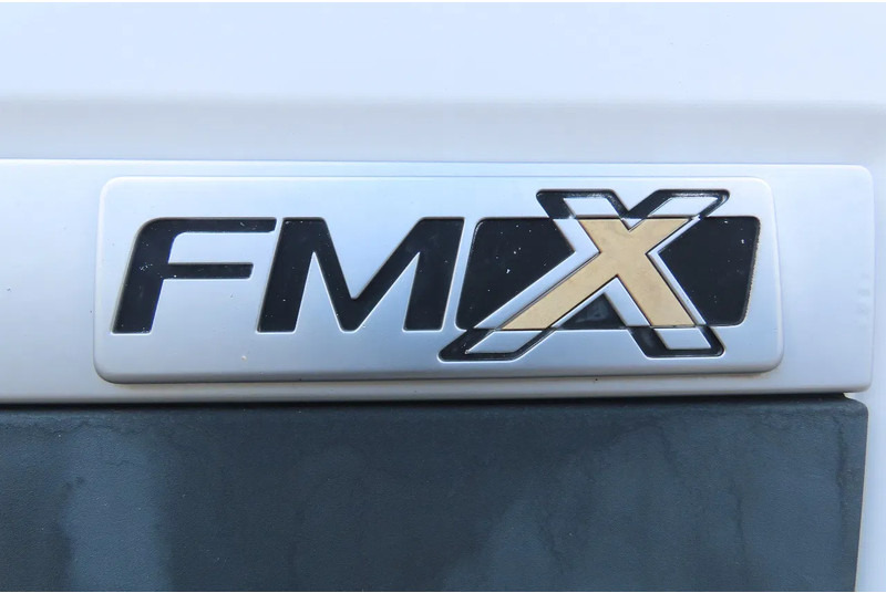 Грузовик-цистерна Volvo FMX 450 8x4 AUGER, radio control, 7 COMP. Full Volvo Service! . EXCELLENT condition: фото 11