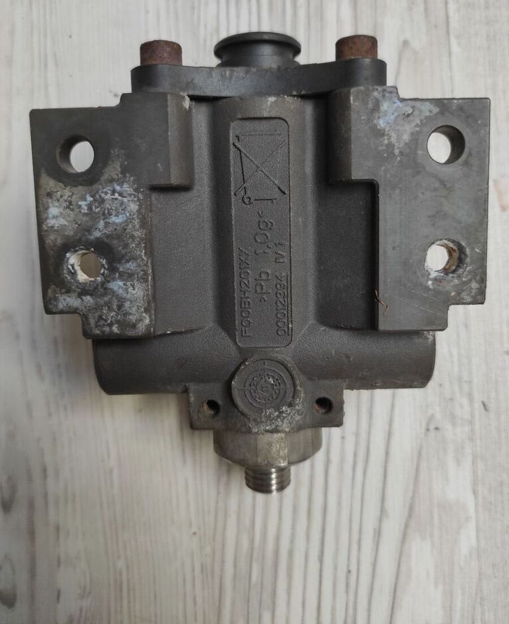 SCANIA ADBLUE DOSING MODULE Bosch Scania truck - Глушитель/ Выхлопная система для Грузовиков: фото 2 SCANIA ADBLUE DOSING MODULE Bosch Scania truck - Глушитель/ Выхлопная система для Грузовиков: фото 2