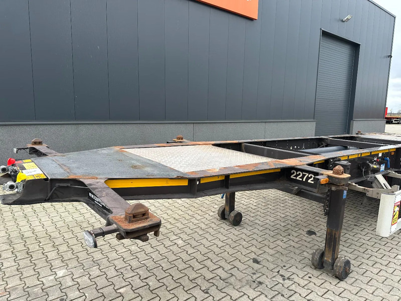 Полуприцеп-контейнеровоз/ Сменный кузов Burg 20FT ADR (EX/II, EX/III, FL, AT) Chassis, Empty weight : 3.690kg, SAF INTRADISC, 2x Liftaxle, NL-chassis: фото 8