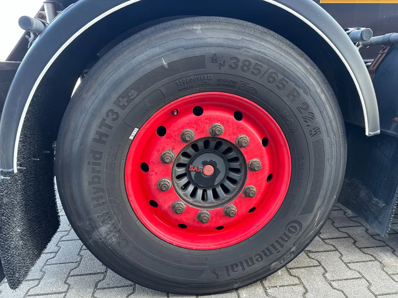 Полуприцеп-контейнеровоз/ Сменный кузов Burg 20FT ADR (EX/II, EX/III, FL, AT), empty weight: 3.690kg, SAF INTRADISC, 2x liftaxle, ALCOA, NL-Chassis: фото 18 Полуприцеп-контейнеровоз/ Сменный кузов Burg 20FT ADR (EX/II, EX/III, FL, AT), empty weight: 3.690kg, SAF INTRADISC, 2x liftaxle, ALCOA, NL-Chassis: фото 18