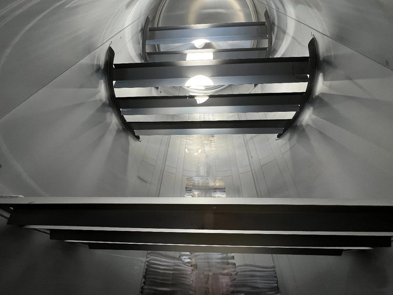 CIMC 20FT ISO, 25.090L/1-COMP/3 BAFFELS/4 manholes, ADR valid until 11/2026 - Резервуар для хранения: фото 4 CIMC 20FT ISO, 25.090L/1-COMP/3 BAFFELS/4 manholes, ADR valid until 11/2026 - Резервуар для хранения: фото 4
