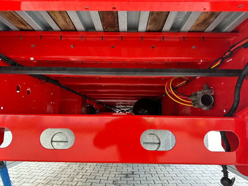 Новый Полуприцеп бортовой/ Платформа Kässbohrer NEU Heavy-Duty Platform, Heckbündig, Twistlocks (1x 40FT / 2x 20FT), ADR (EX/II, EX/III, FL, AT), Rungtasschen, Scheibebremsen: фото 7