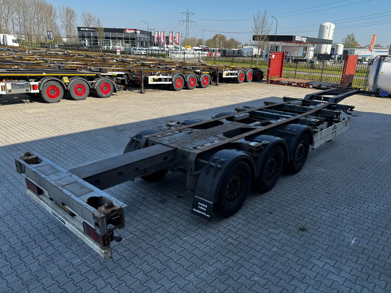 Schmitz Cargobull 40FT HC-chassis, SAF + disc, liftaxle, extendable at the rear, NL-chassis - Полуприцеп-контейнеровоз/ Сменный кузов: фото 3 Schmitz Cargobull 40FT HC-chassis, SAF + disc, liftaxle, extendable at the rear, NL-chassis - Полуприцеп-контейнеровоз/ Сменный кузов: фото 3
