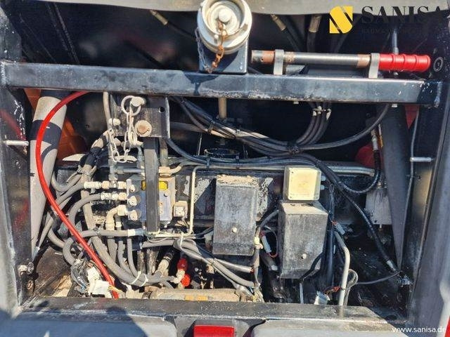 Подметально-уборочная машина Multicar Tremo Multicar TSK 500/Kehrmaschine/Winter: фото 12 Подметально-уборочная машина Multicar Tremo Multicar TSK 500/Kehrmaschine/Winter: фото 12