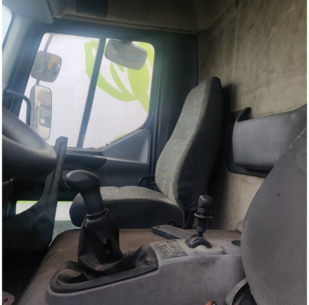 Renault MIDLUM - Грузовик с закрытым кузовом: фото 4 Renault MIDLUM - Грузовик с закрытым кузовом: фото 4