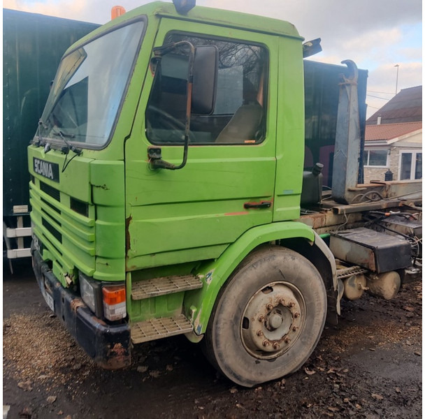 Scania 82-H - Грузовик-контейнеровоз/ Сменный кузов: фото 3 Scania 82-H - Грузовик-контейнеровоз/ Сменный кузов: фото 3