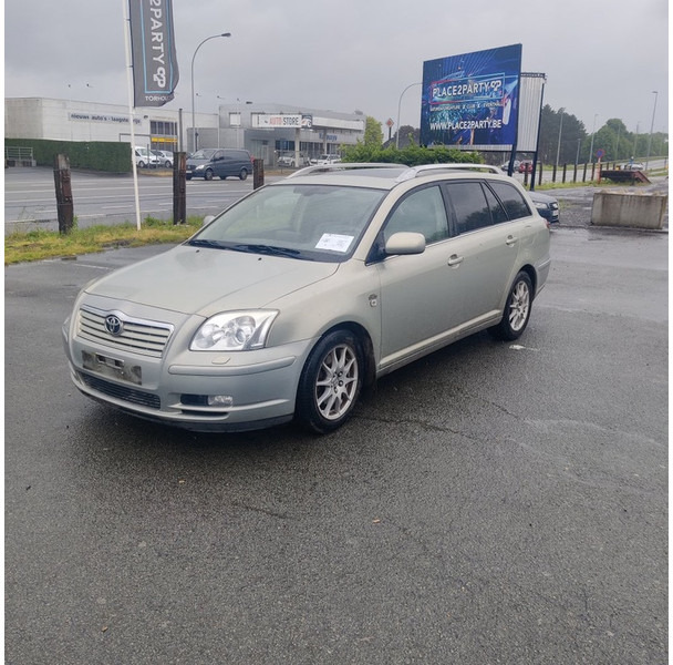 Toyota Avensis - Легковой автомобиль: фото 3 Toyota Avensis - Легковой автомобиль: фото 3