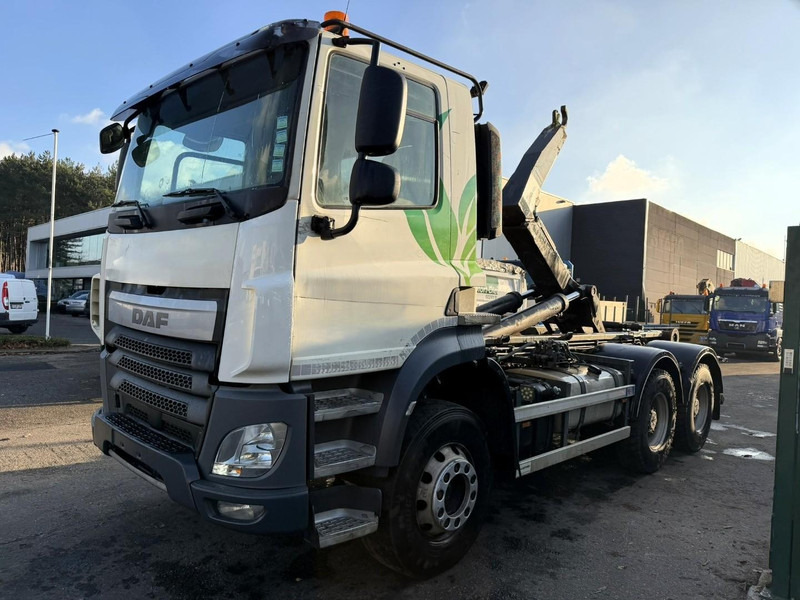 DAF CF 460 6x4 FAT HOOKLIFT - WB 3m35 - STEEL SPRING / BIG AXLES HUB REDUCTION - EURO 6 - BE TRUCK - Крюковой мультилифт: фото 3 DAF CF 460 6x4 FAT HOOKLIFT - WB 3m35 - STEEL SPRING / BIG AXLES HUB REDUCTION - EURO 6 - BE TRUCK - Крюковой мультилифт: фото 3
