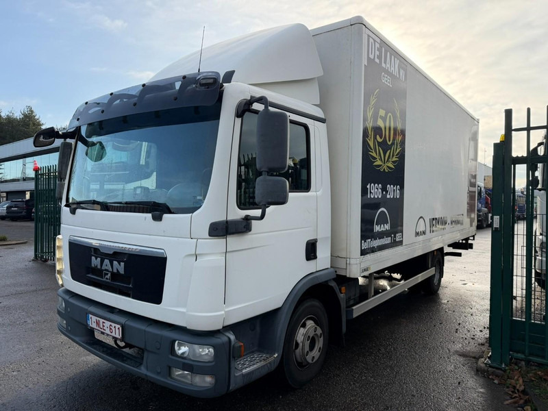 MAN TGL 8.180 4x2 BL COSED BOX / BAKWAGEN / CAISSE FERMEE - *184.000km* - 3 SEATER - EURO 5 - AIR SUSPENSION - BOX 6m00 x 2m49 x 2m38 - BE TRUCK - Грузовик с закрытым кузовом: фото 3 MAN TGL 8.180 4x2 BL COSED BOX / BAKWAGEN / CAISSE FERMEE - *184.000km* - 3 SEATER - EURO 5 - AIR SUSPENSION - BOX 6m00 x 2m49 x 2m38 - BE TRUCK - Грузовик с закрытым кузовом: фото 3