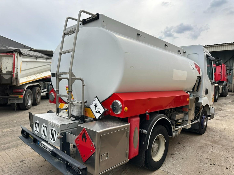 Renault MIDLUM 150 FUEL TANKER / CITERNE MAZOUT - 6500L - 3 COMPARTIMENTS - *ENGINE PROBLEM* - Грузовик-цистерна: фото 3 Renault MIDLUM 150 FUEL TANKER / CITERNE MAZOUT - 6500L - 3 COMPARTIMENTS - *ENGINE PROBLEM* - Грузовик-цистерна: фото 3