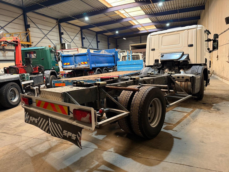 Scania P310 4x2 CHASSIS - ADR (ex tanker) - *322.000km* - AIR SUSPENSION - MANUAL - BE TRUCK - Грузовик-шасси: фото 4 Scania P310 4x2 CHASSIS - ADR (ex tanker) - *322.000km* - AIR SUSPENSION - MANUAL - BE TRUCK - Грузовик-шасси: фото 4