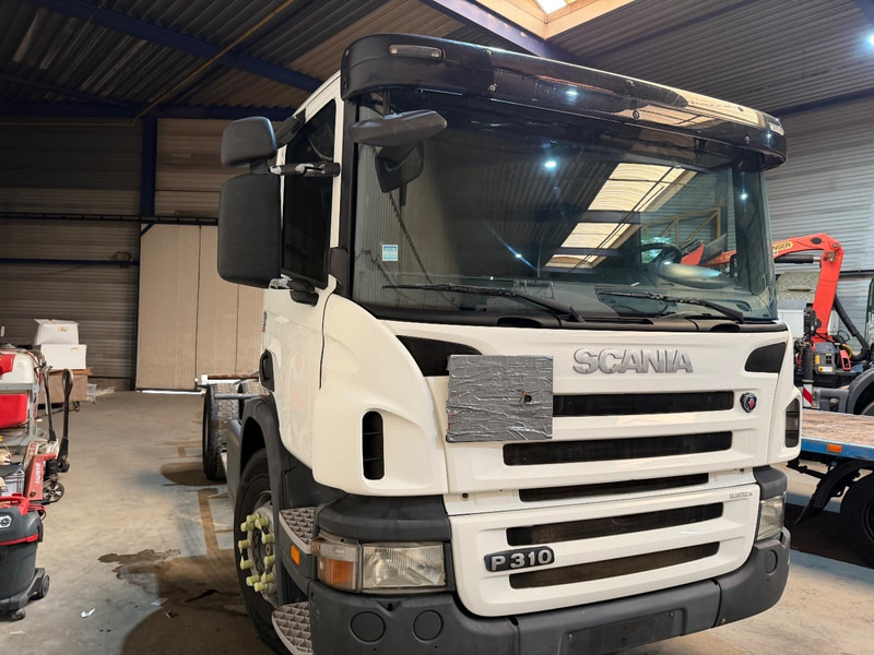 Scania P310 4x2 CHASSIS - ADR (ex tanker) - *322.000km* - AIR SUSPENSION - MANUAL - BE TRUCK - Грузовик-цистерна: фото 2 Scania P310 4x2 CHASSIS - ADR (ex tanker) - *322.000km* - AIR SUSPENSION - MANUAL - BE TRUCK - Грузовик-цистерна: фото 2