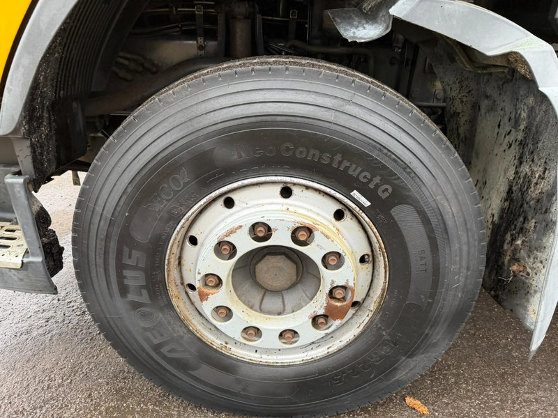 Самосвал Volvo FH 400 8X4 TIPPER (insulated/isolé) - MANUAL 3+3 - STEEL SPRING / BLATT - EURO 5 - TUV 01/2026 - AXLES HUB REDUCTION - BE TRUCK: фото 20