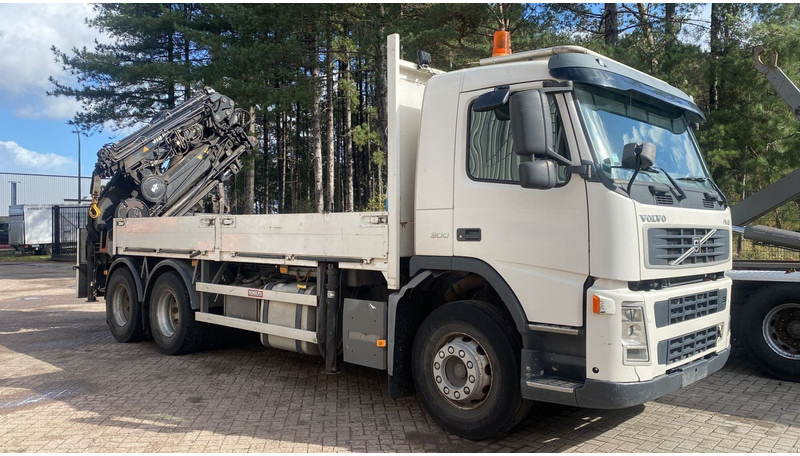 Volvo FM 300 6x4 + (25.8m!) CRANE HIAB 245 E-5 + JIB 65 X-3 + 2 ME - *228.000km* - MANUAL - A/C - EURO 3 - BELGIAN TRUCK - Автоманипулятор: фото 1 Volvo FM 300 6x4 + (25.8m!) CRANE HIAB 245 E-5 + JIB 65 X-3 + 2 ME - *228.000km* - MANUAL - A/C - EURO 3 - BELGIAN TRUCK - Автоманипулятор: фото 1