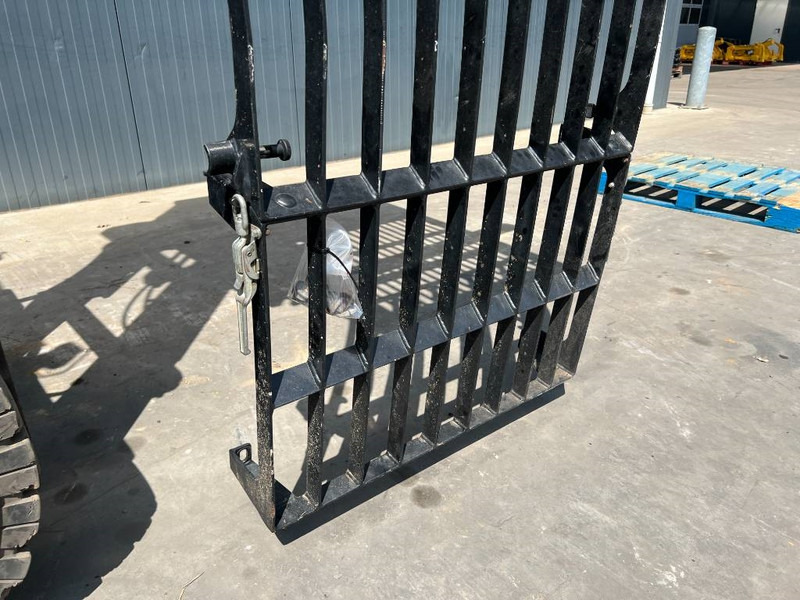 Cat 313E / 320F / 323E / 325F / 329E / 330F / 336E / 3 - Кабина и интерьер для Строительной техники: фото 4 Cat 313E / 320F / 323E / 325F / 329E / 330F / 336E / 3 - Кабина и интерьер для Строительной техники: фото 4